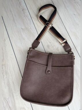 Montana West Brown Crossbody Zip Saddle Bag Striped Adjustable Strap Multipocket
